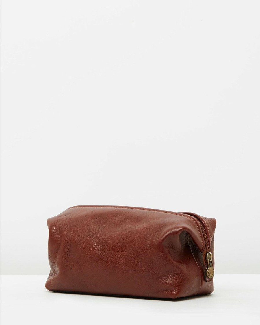 Bags * | Republic Of Florence The Uno Dopp Kit Brown