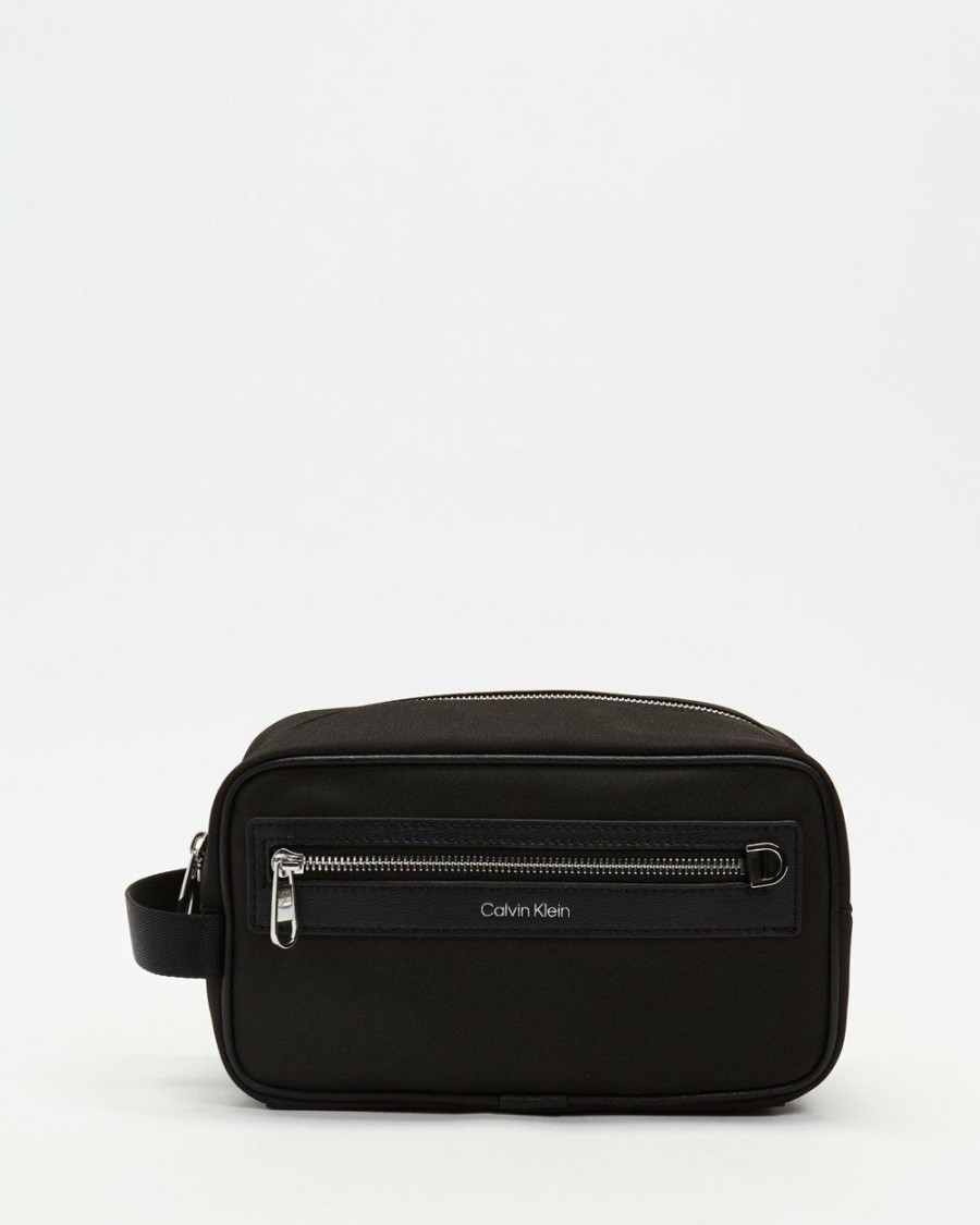 Bags * | Calvin Klein Urban Pro Washbag Ck Black